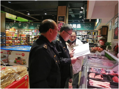 譙城區(qū)市場監(jiān)管局開展食品重點品種信息公示與技術進出口協(xié)同監(jiān)管活動
